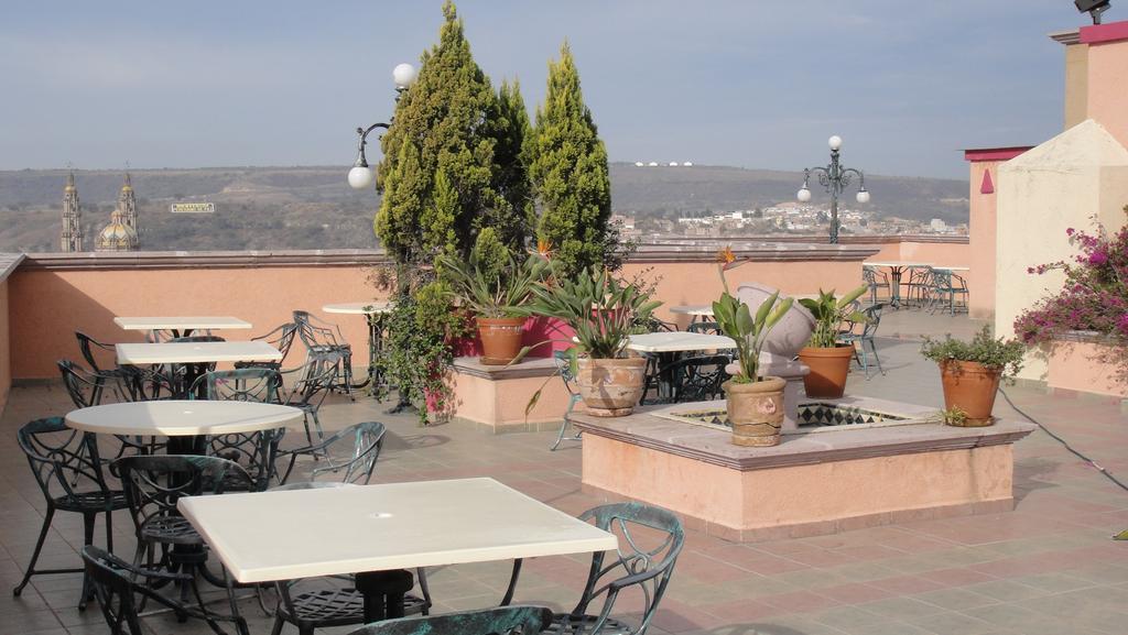 Hotel Quinta Cesar Сан Хуан де лос Лагос Екстериор снимка