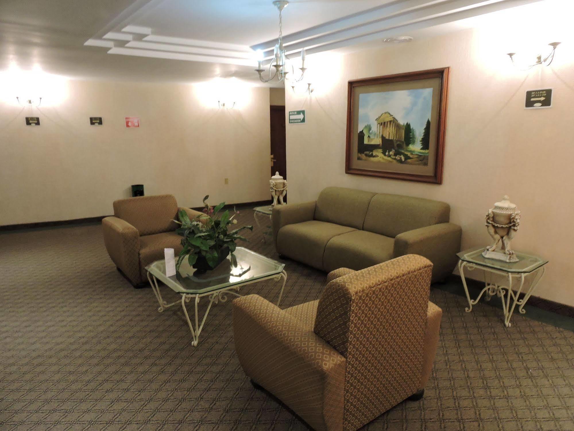Hotel Quinta Cesar Сан Хуан де лос Лагос Екстериор снимка